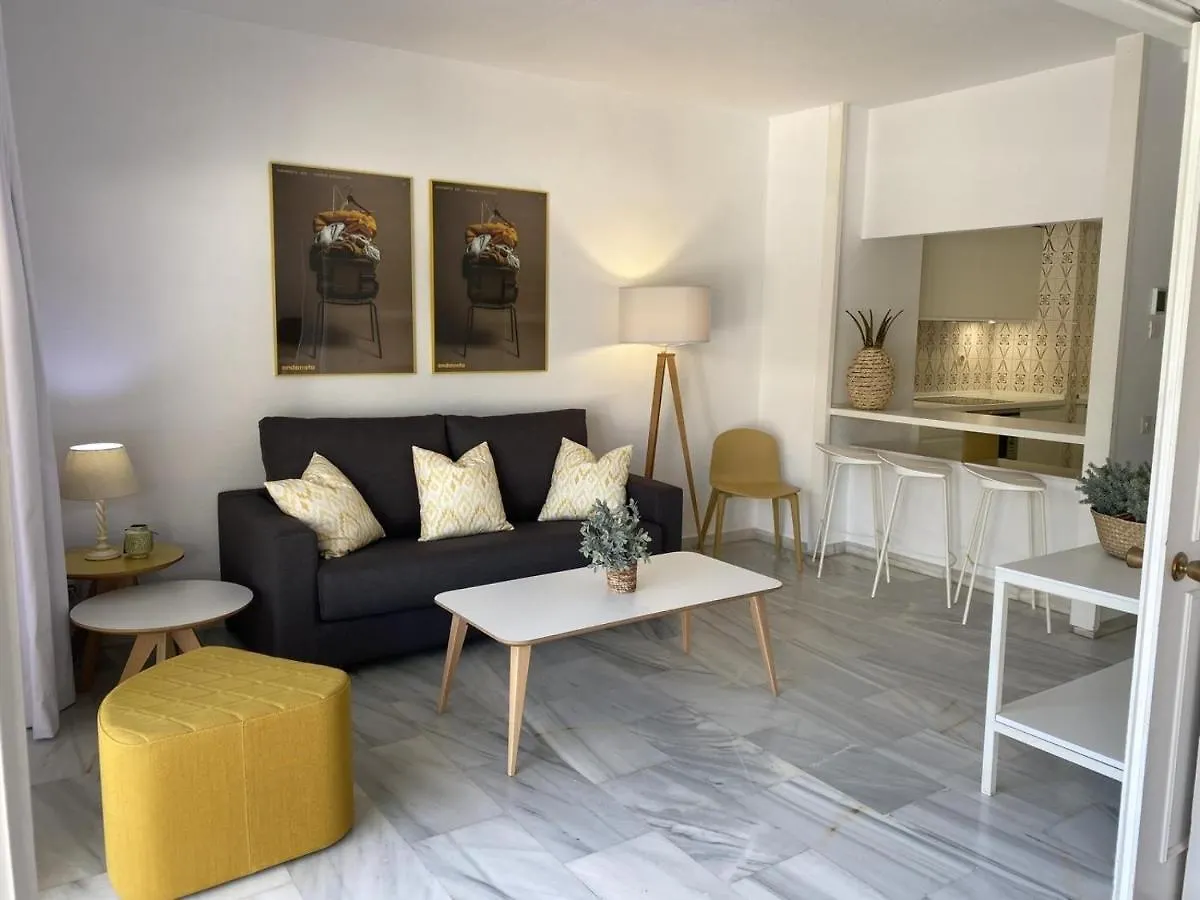 2 Apartamentos Muy Luminosos Con Grandes Terraza Marbella 0*,
