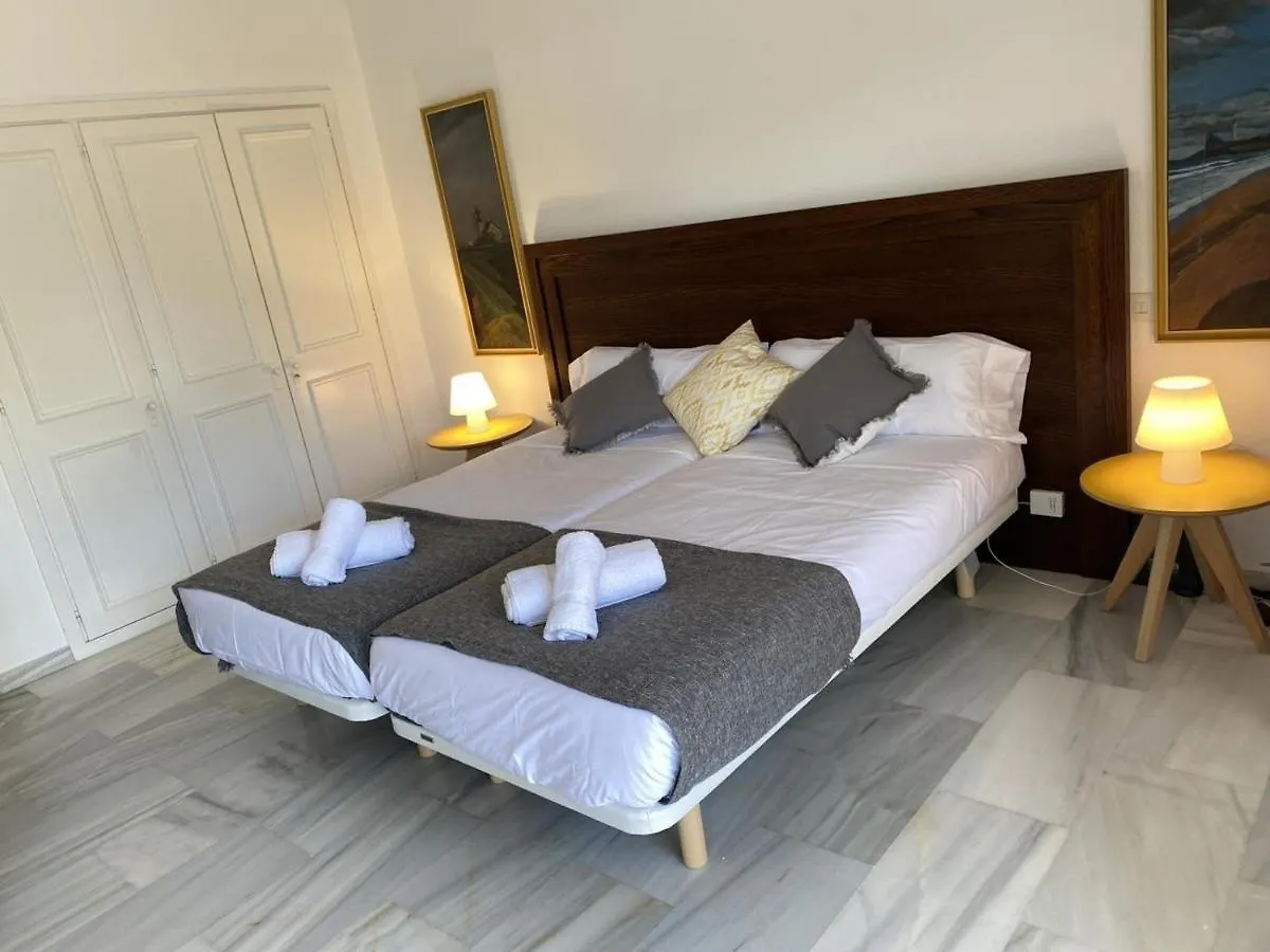 2 Apartamentos Muy Luminosos Con Grandes Terraza Marbella 0*,  Spain